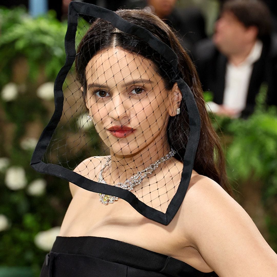 Rosalía y Rauw Alejandro, dos ex que coincidieron en la MET Gala: ¿se enviaron un mensaje con sus 'looks'?