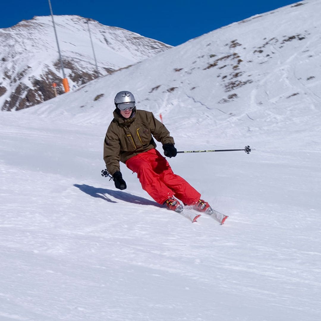 Si te apasiona el esquí, no te olvides de preparar tu cuerpo antes de lanzarte a la montaña