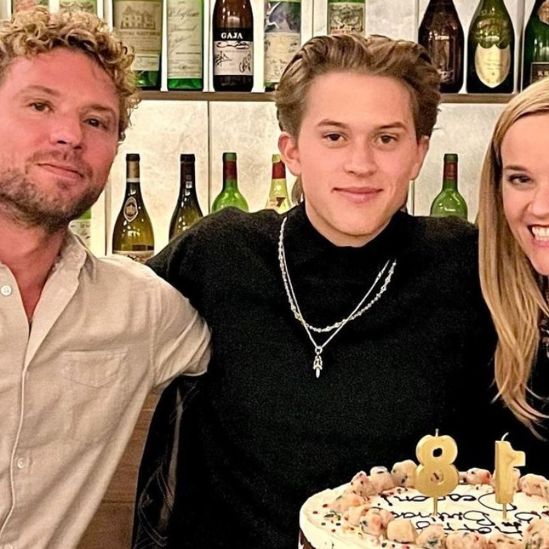 Reese Witherspoon y su ex, Ryan Phillippe, juntos en el 18 cumpleaños de su hijo