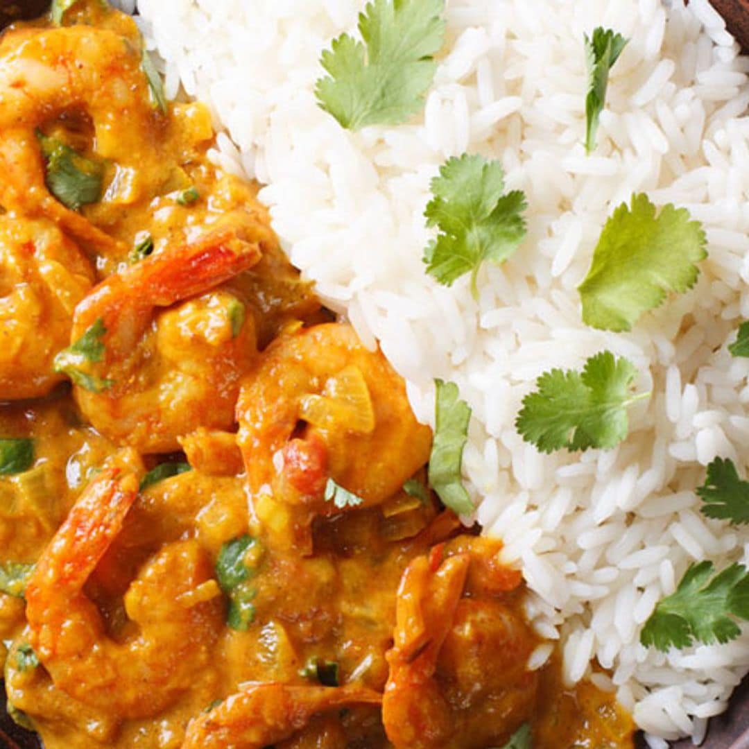 Gambas al curry con arroz