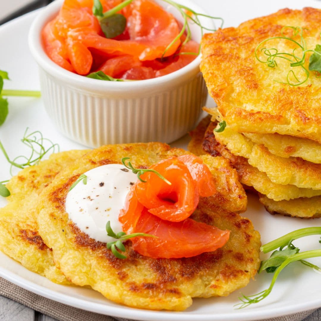 Tortitas de patata con salmón ahumado