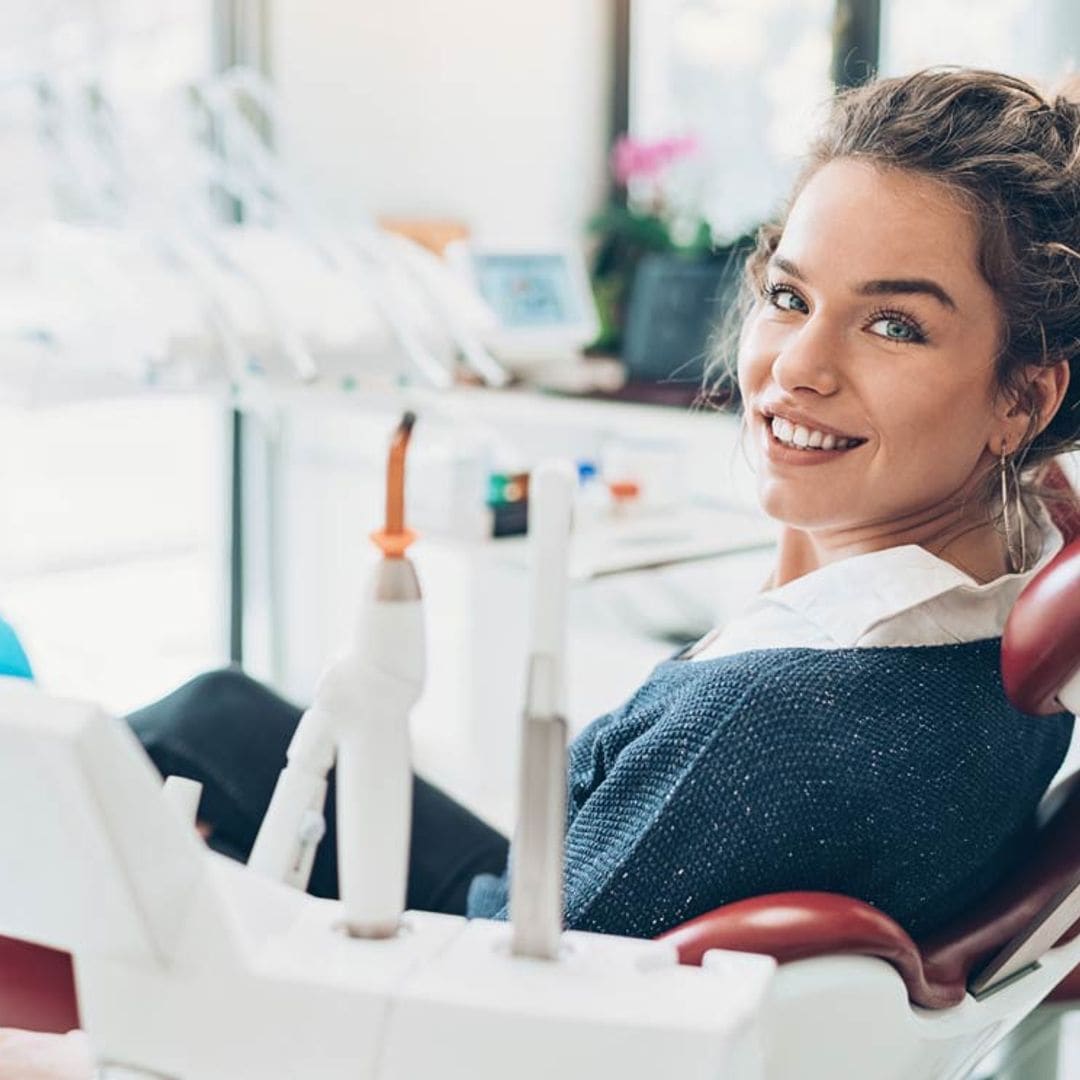 ¿Quieres presumir de sonrisa? Resolvemos tus dudas sobre el blanqueamiento dental