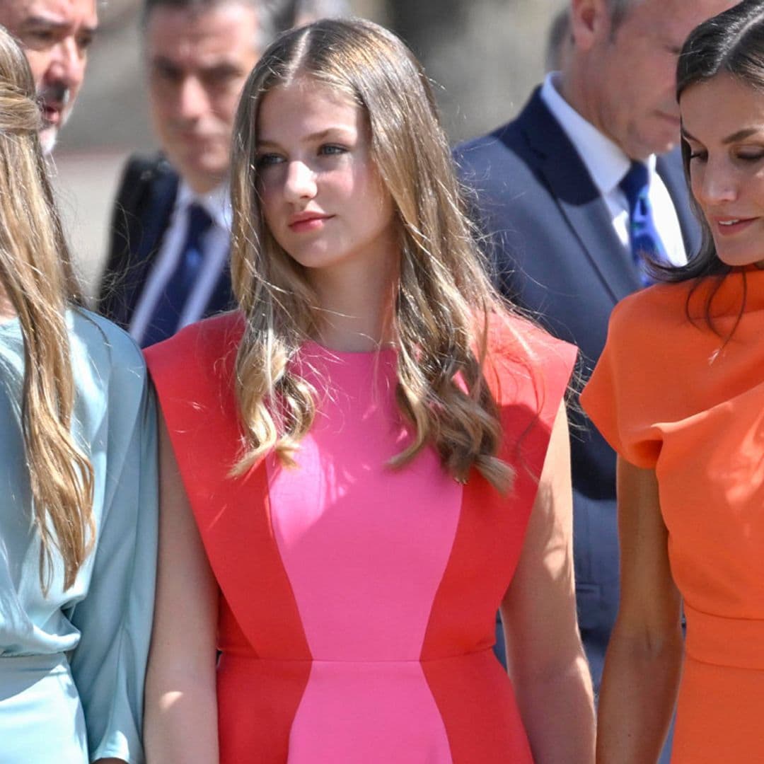 Nueve veces en las que doña Letizia compartió ropa y accesorios con sus hijas