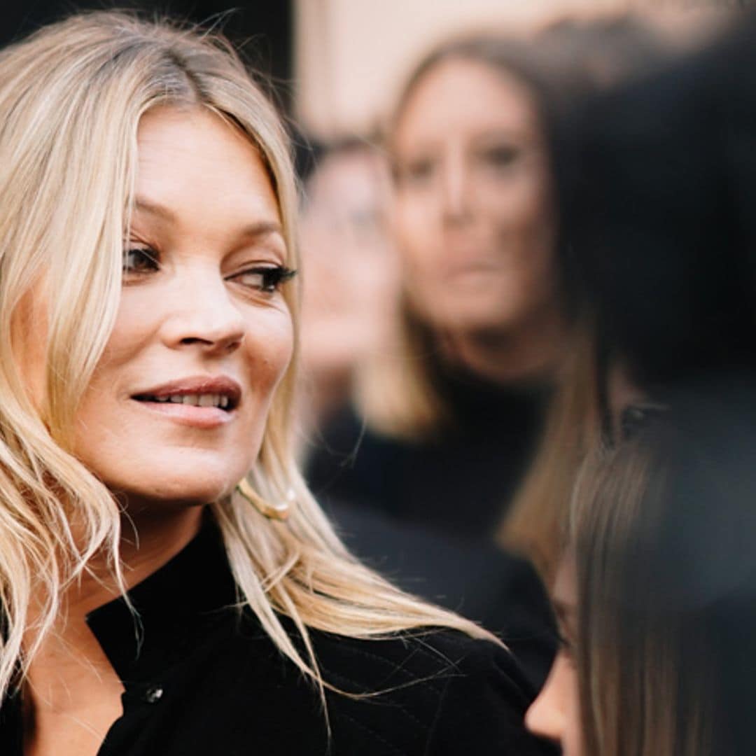 15 Imágenes que prueban por qué Kate Moss sigue siendo un icono de estilo