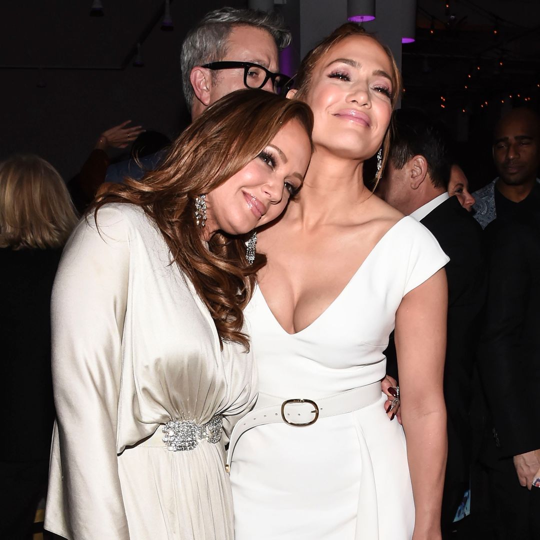 La mejor amiga de Jennifer Lopez, Leah Remini, y su esposo solicitan el divorcio después de 21 años de matrimonio