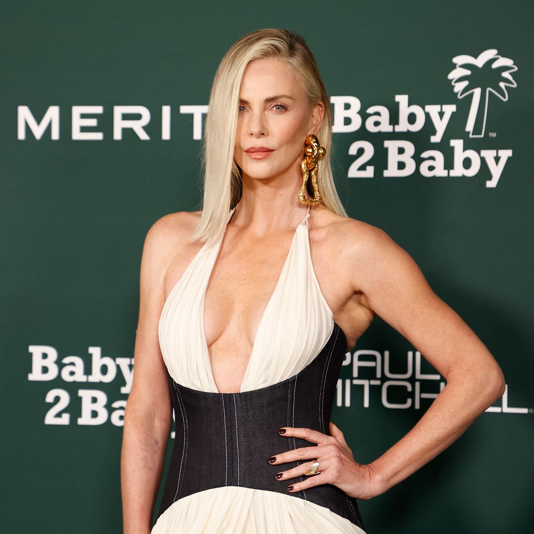 Charlize Theron, Jessica Alba... los looks más espectaculares de la gala Baby2Baby