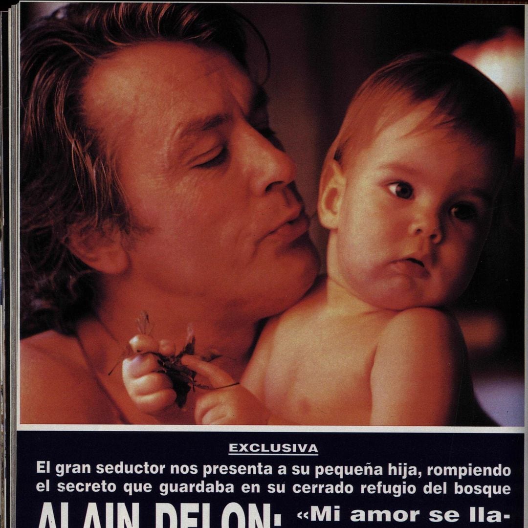 El día que Alain Delon nos presentó a su hija, Anouchka, su 'secreto' mejor guardado