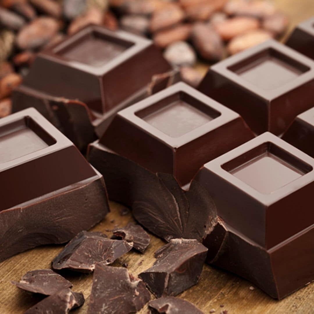 El chocolate SÍ puede ser parte de tu dieta, y aquí te contamos de sus beneficios