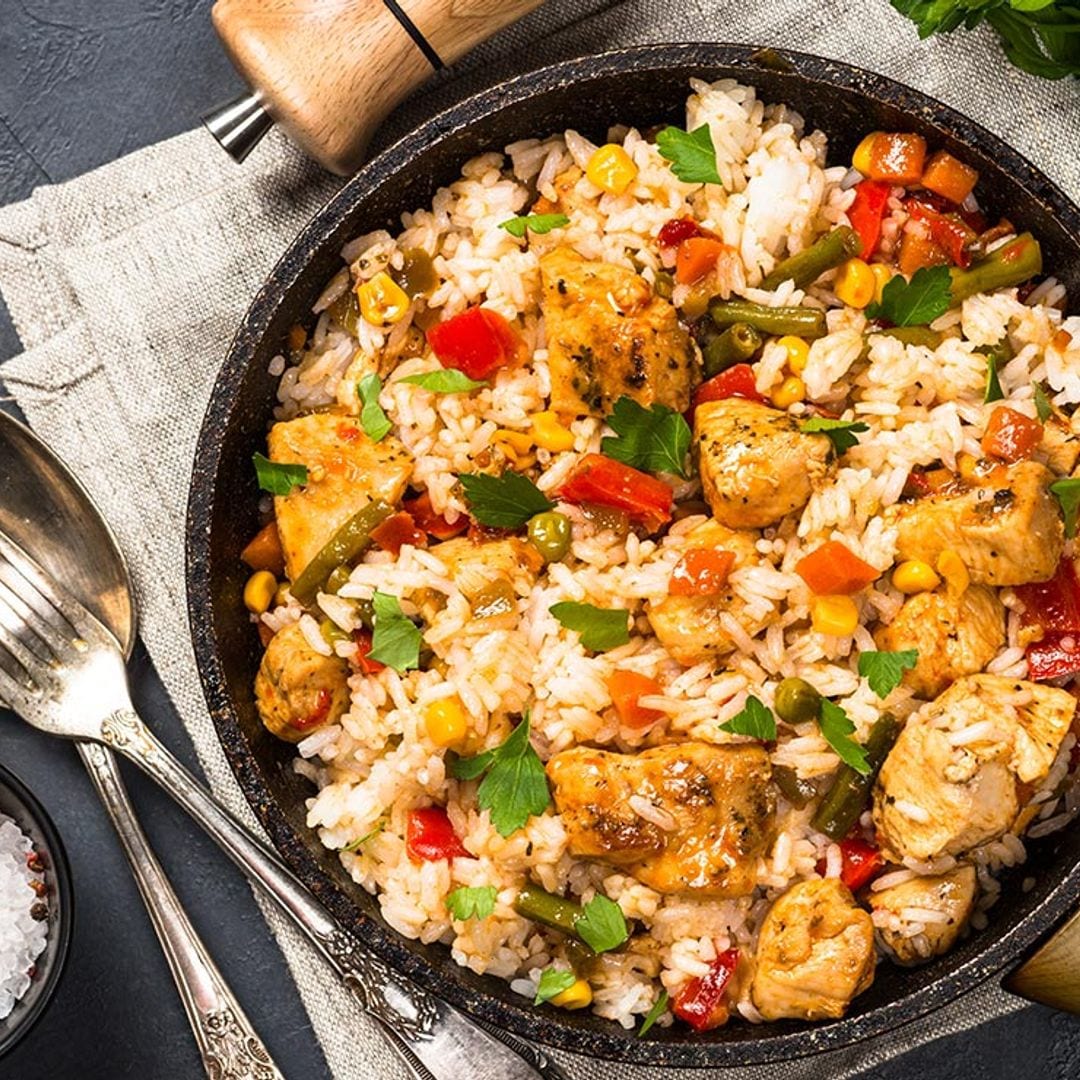 Arroz con pollo y verduras, un platazo para toda la familia