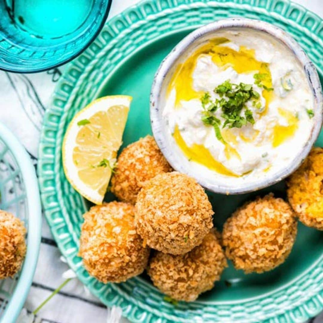 Albóndigas vegetarianas con salsa de yogur