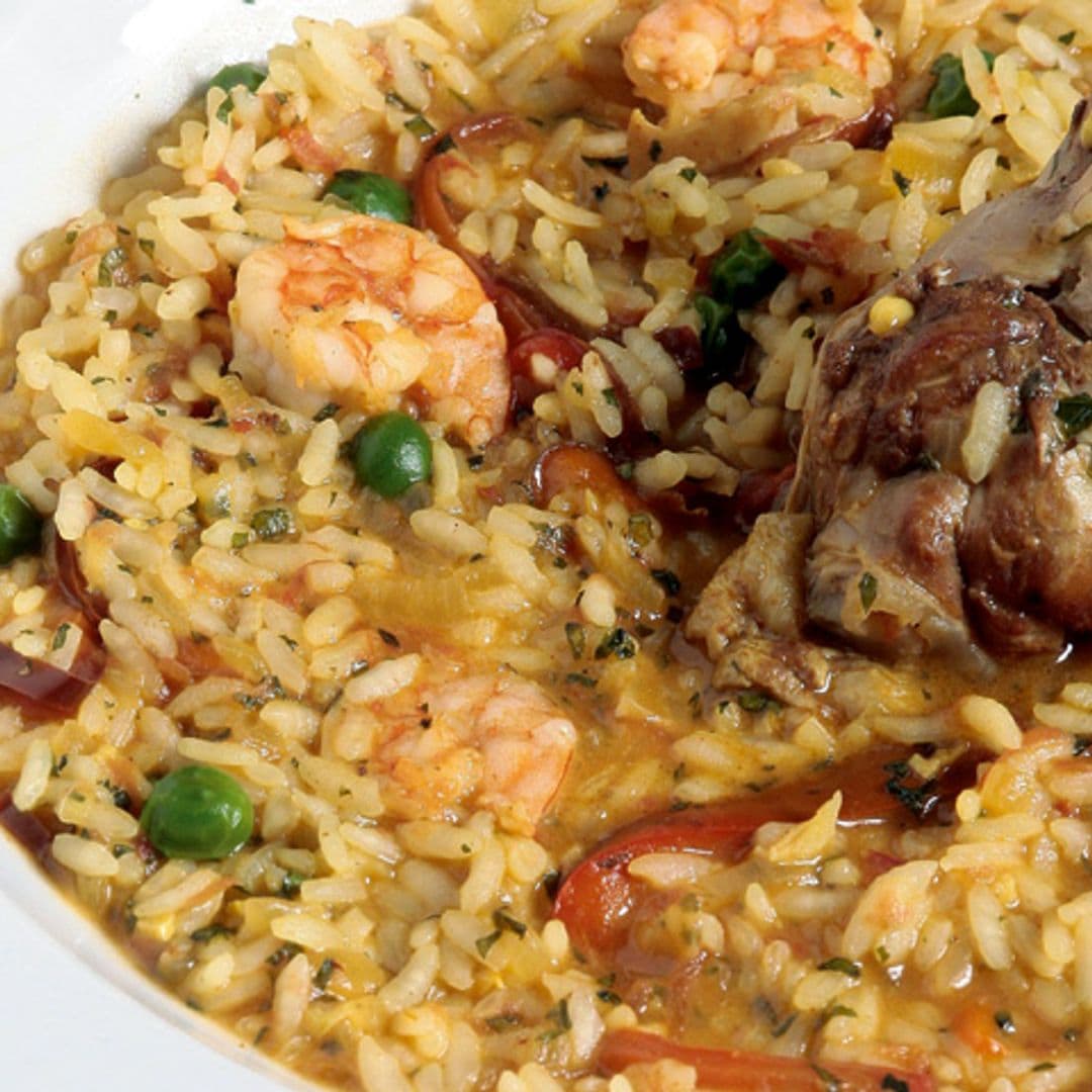 Arroz caldoso con gambas y pollo