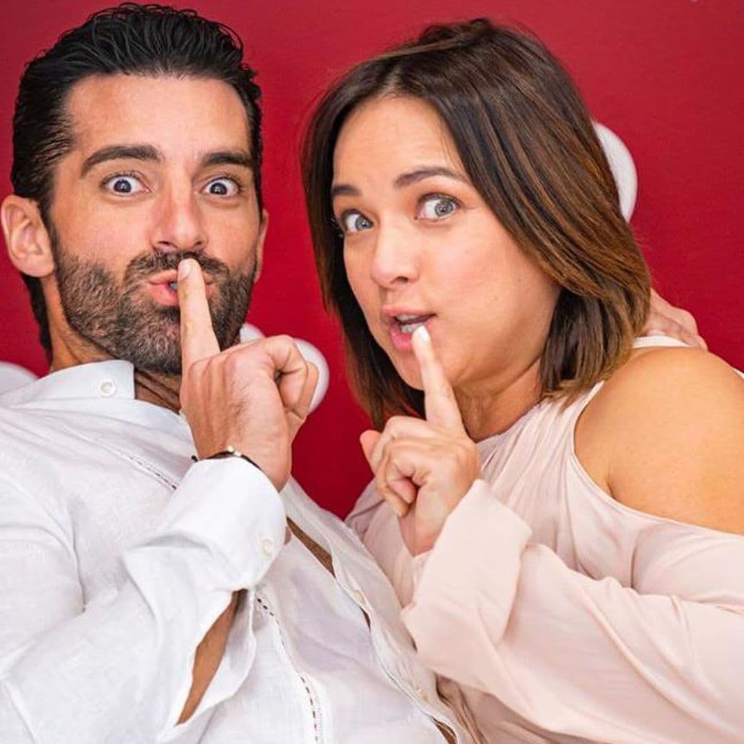 Adamari López y Toni Costa protagonizan un divertido momento con el reto de parejas