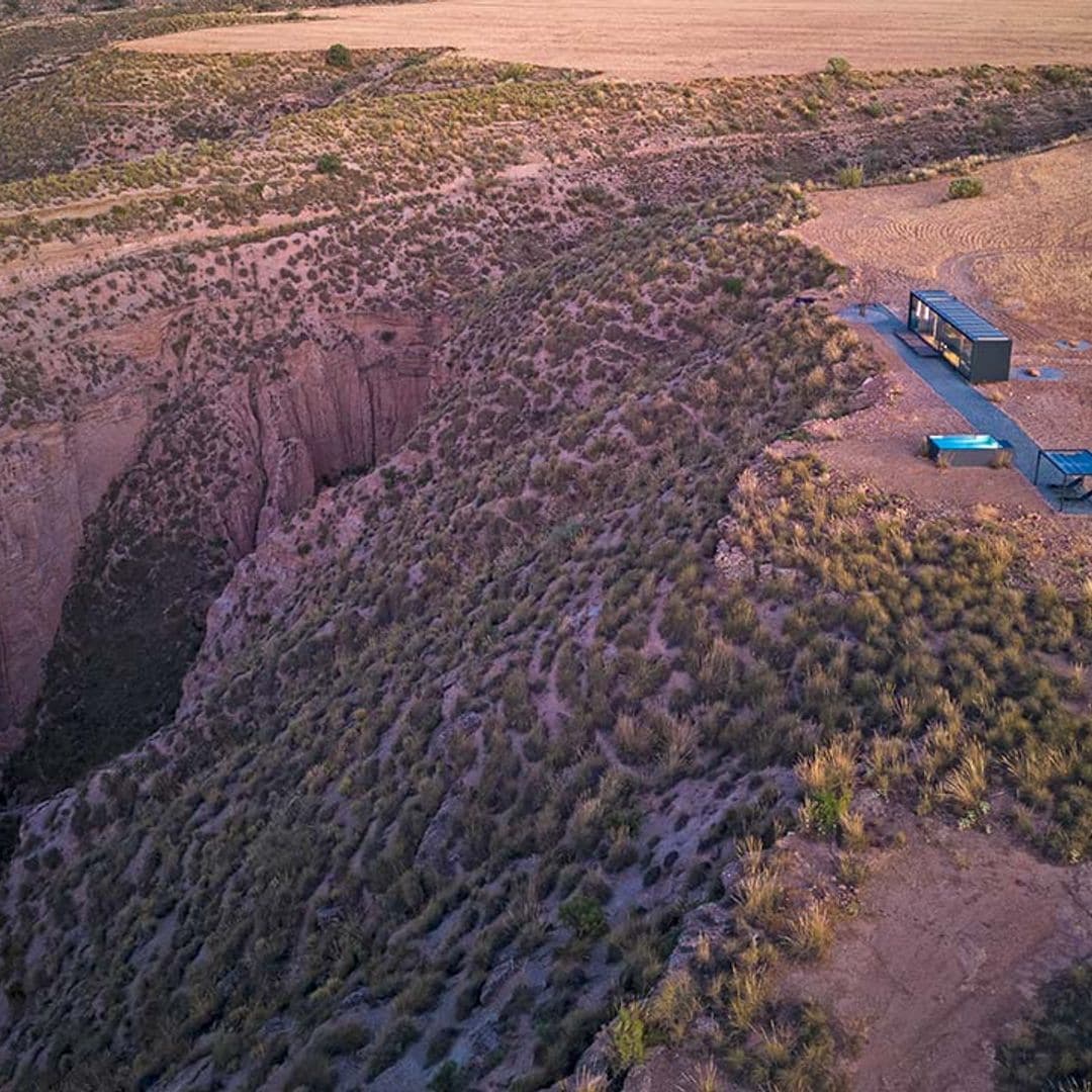 ¿Dormir en el desierto en España? Sí, y en alojamientos alucinantes como estos