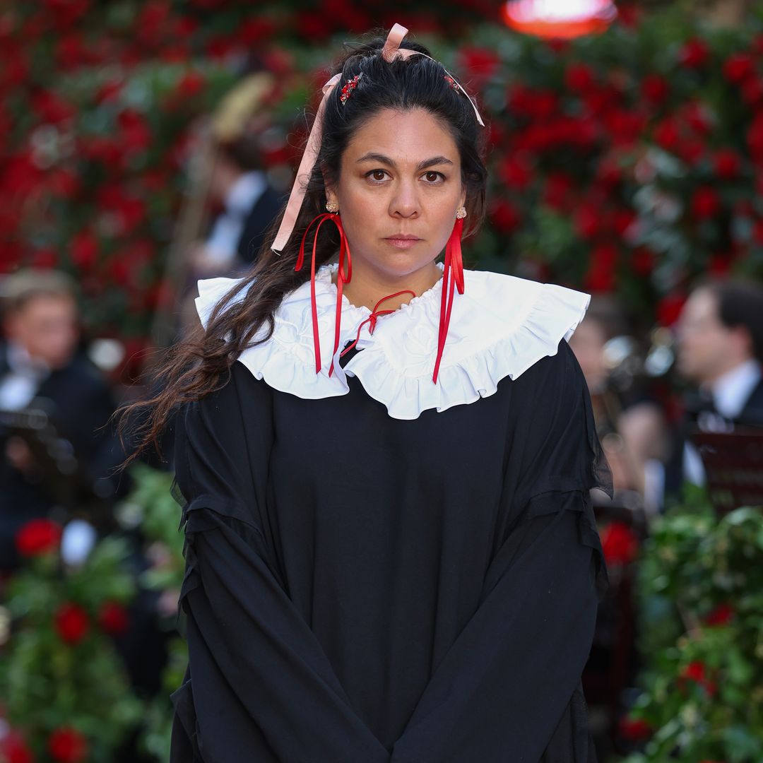 Esto es lo que sabemos sobre el nuevo libro de Simone Rocha