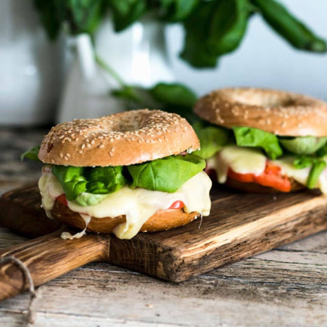 'Bagels' al estilo 'caprese'