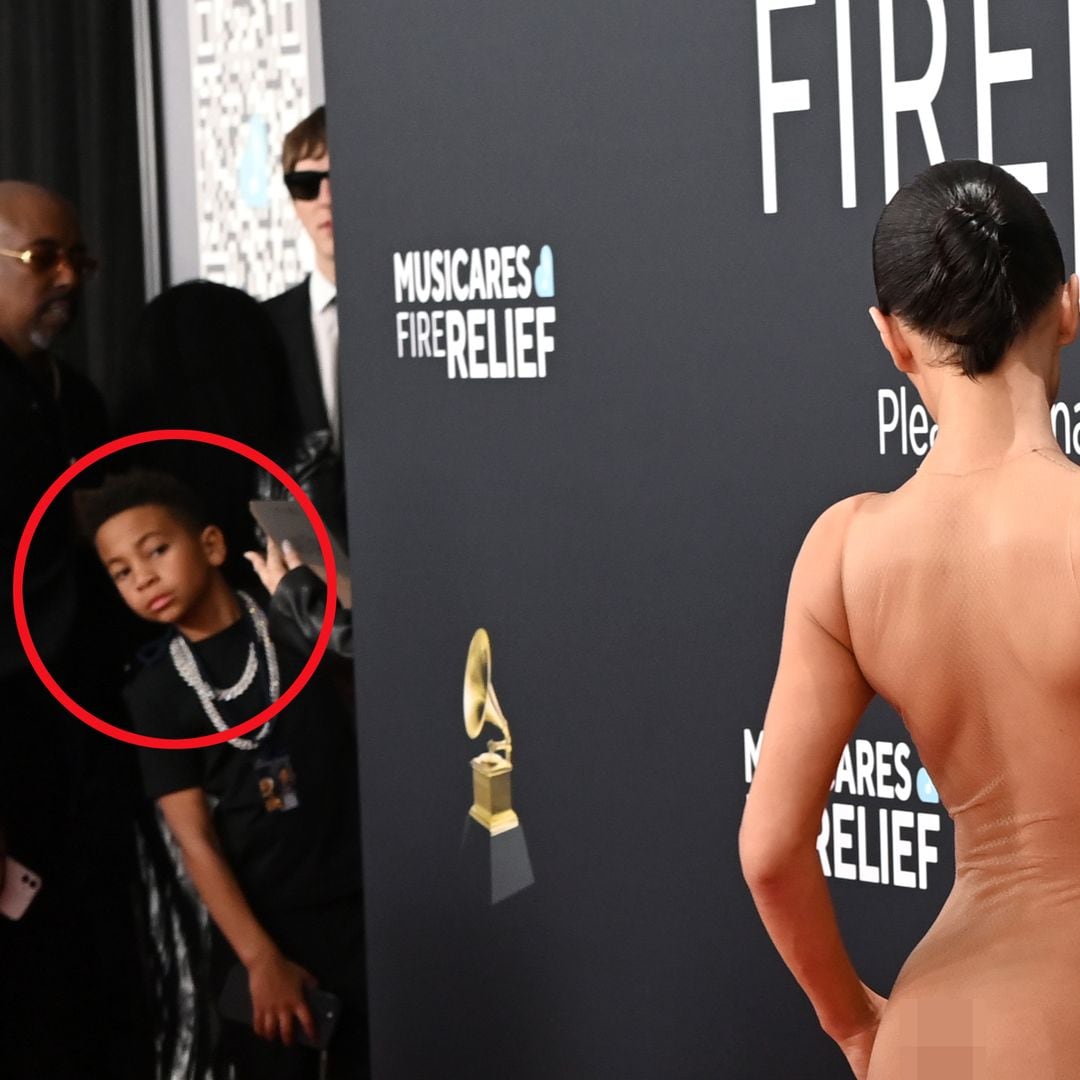 La reacción de un niño al look de Bianca Censori en los Grammy se vuelve viral