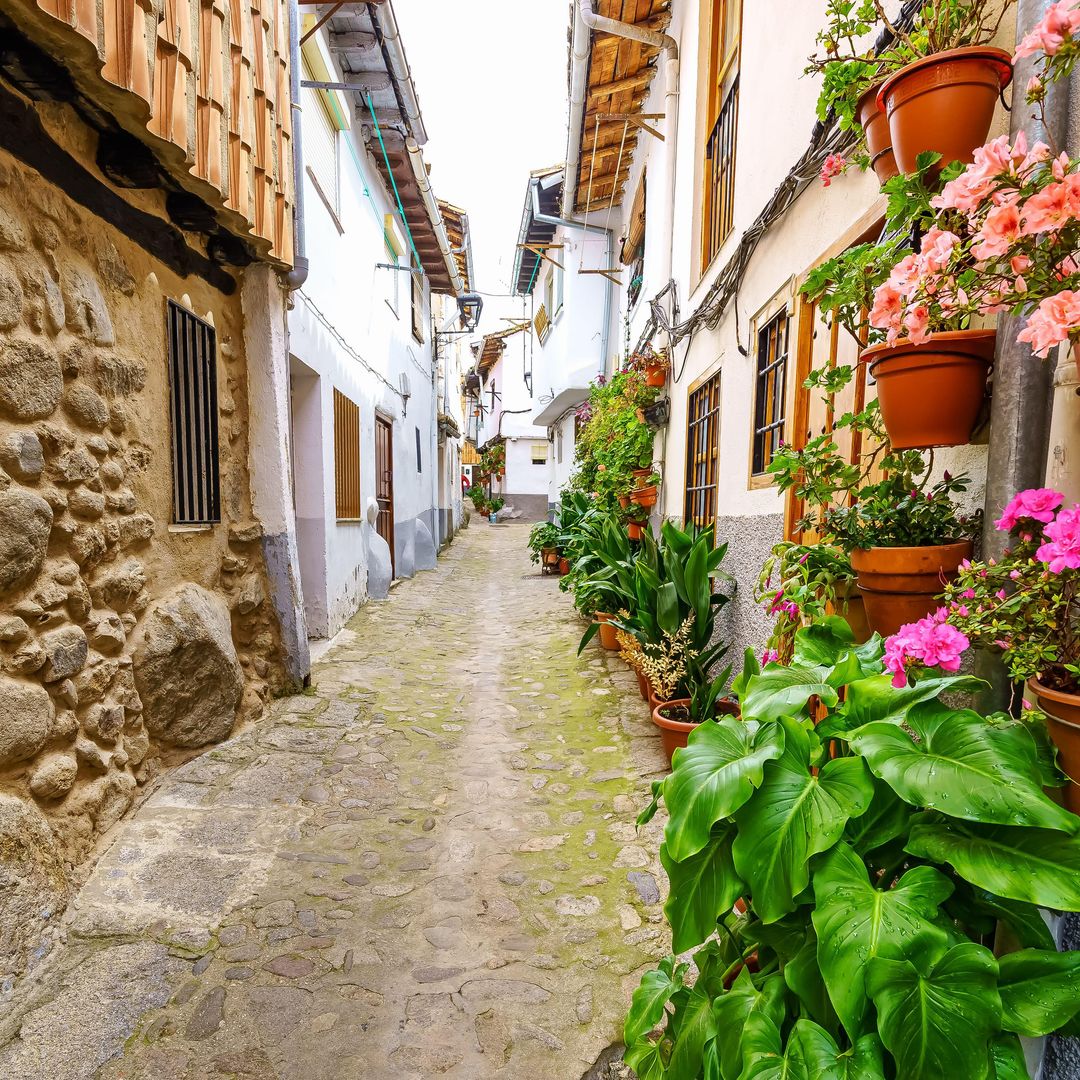 Calle del barrio judío de Hervás, en el valle cacereño de Ambroz 