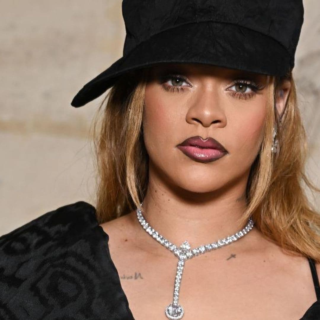 Rihanna está de regreso en la primera fila de Dior Alta Costura
