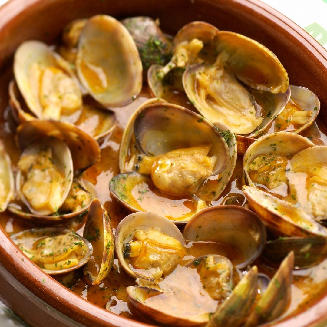 Almejas a la marinera fáciles y deliciosas: el plato perfecto para sorprender