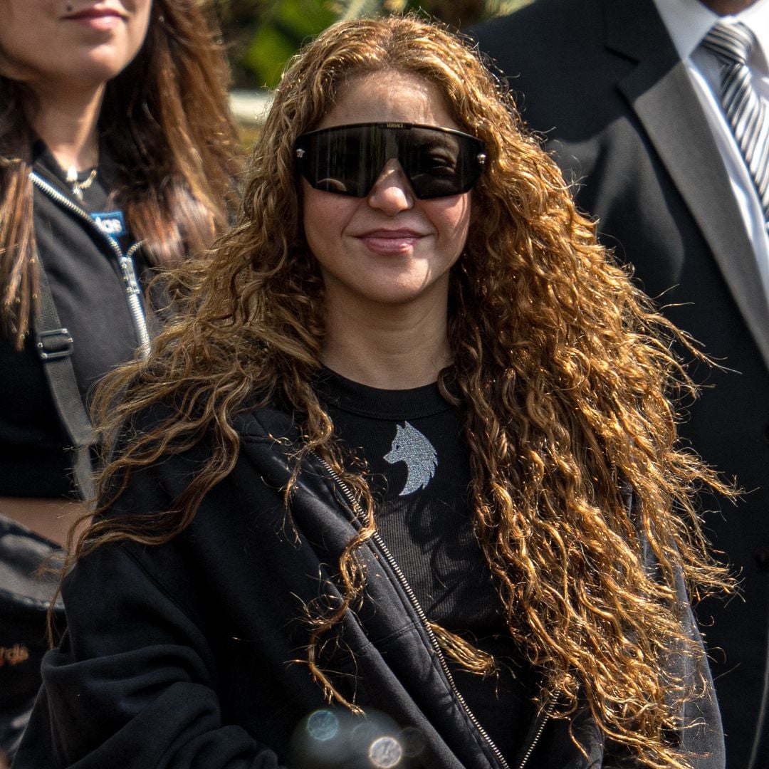 Shakira leaves her Belmond hotel and heads to the National Stadium of Peru to give her concert, which she announced on social networks that she will give today in Lima, the capital of Peru on February 17, 2025. Shakira was hospitalized yesterday for a stomach problem that caused her to cancel her concert in Peru