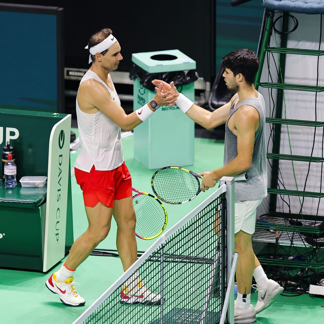 Rafa Nadal entrena con Carlos Alcaraz ante los partidos de Copa Davis, el torneo en el que se retira del tenis profesional