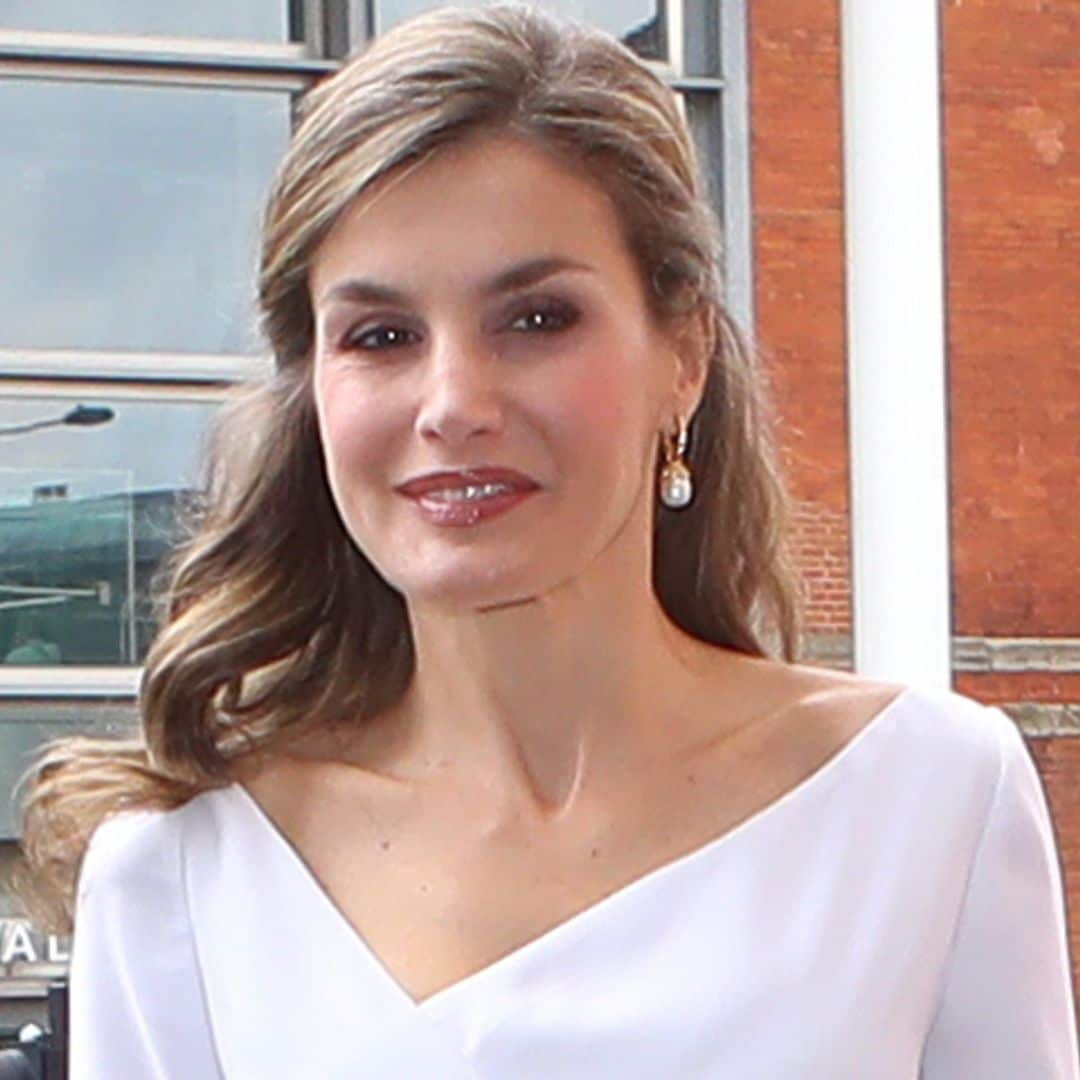 La reina Letizia, de visita de Estado en Reino Unido: Todos sus 'looks', al detalle