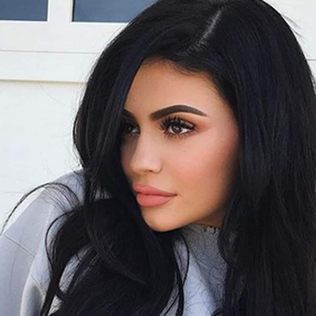 ¿Eres fan de las pelucas como Kylie Jenner? Así es cómo debes cuidarlas