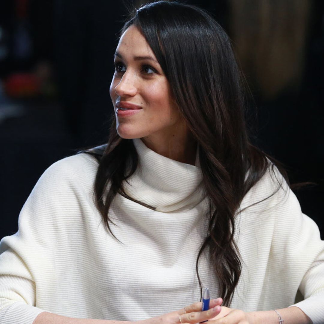 El básico de moda que acompaña a Meghan Markle en las etapas más especiales de su vida