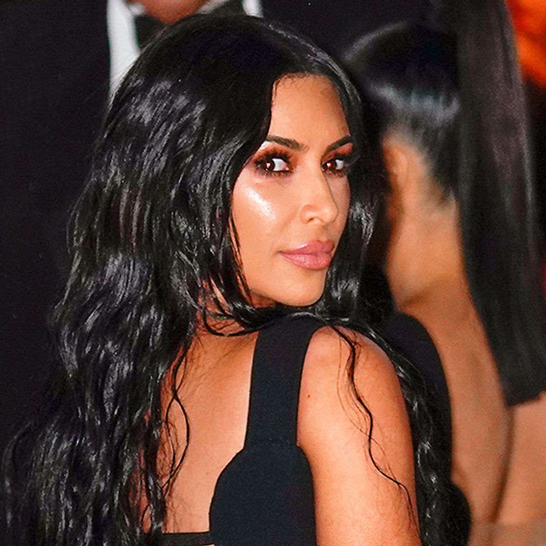 Kim Kardashian conserva un objeto muy especial de su infancia, ¡y aún lo utiliza!