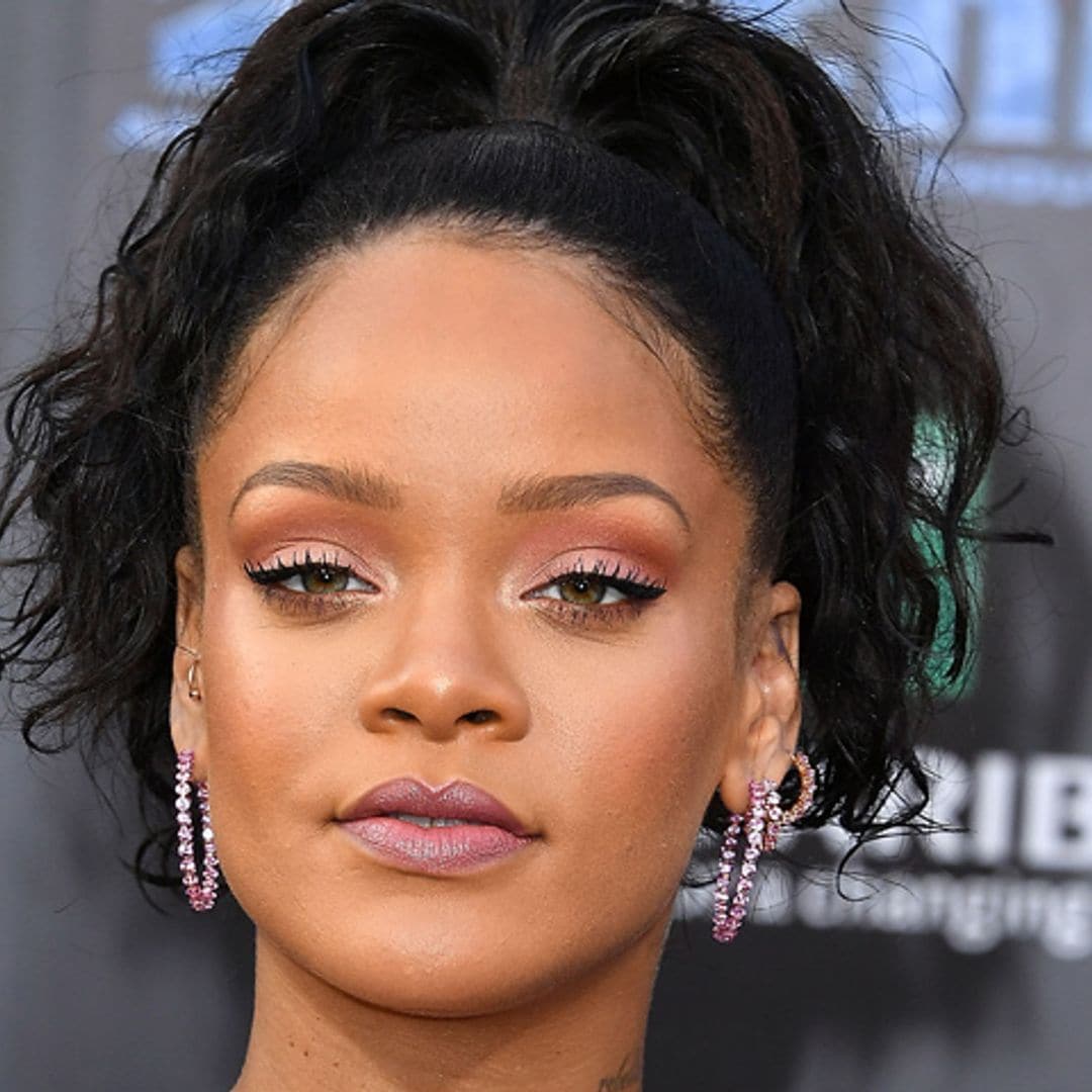 ¿Tez oscura? Rihanna te da las claves para potenciar tu mirada con estos 3 maquillajes