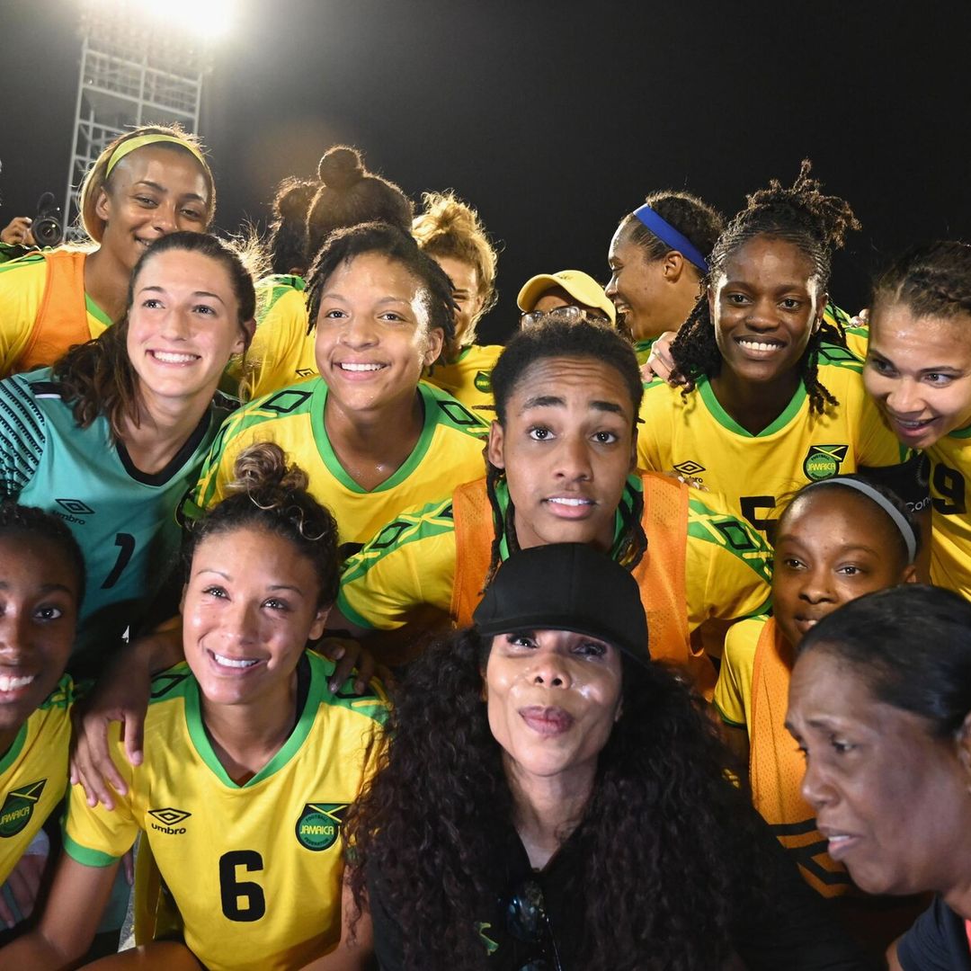 Cedella, hija de Bob Marley, y cómo se convirtió en el ‘hada madrina’ del fútbol femenino en Jamaica