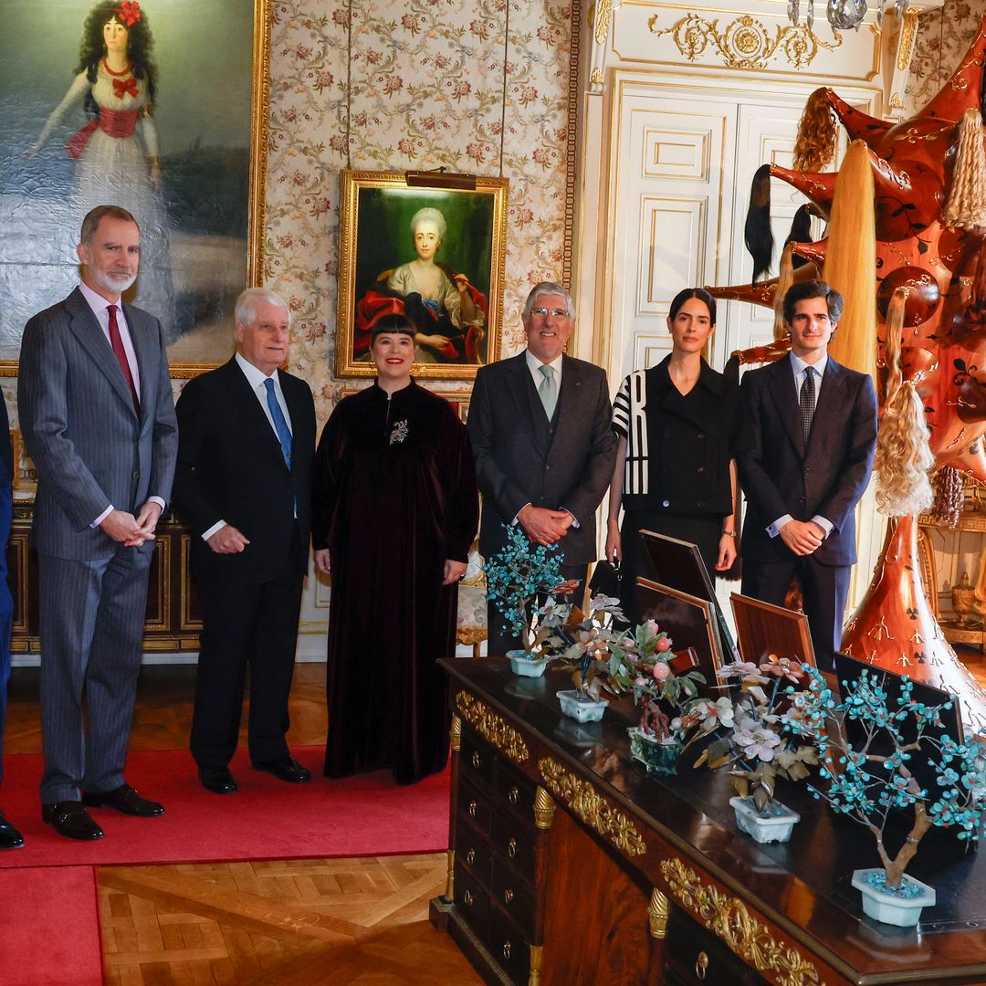 El rey Felipe se reúne con la familia Alba en el Palacio de Liria para una cita única