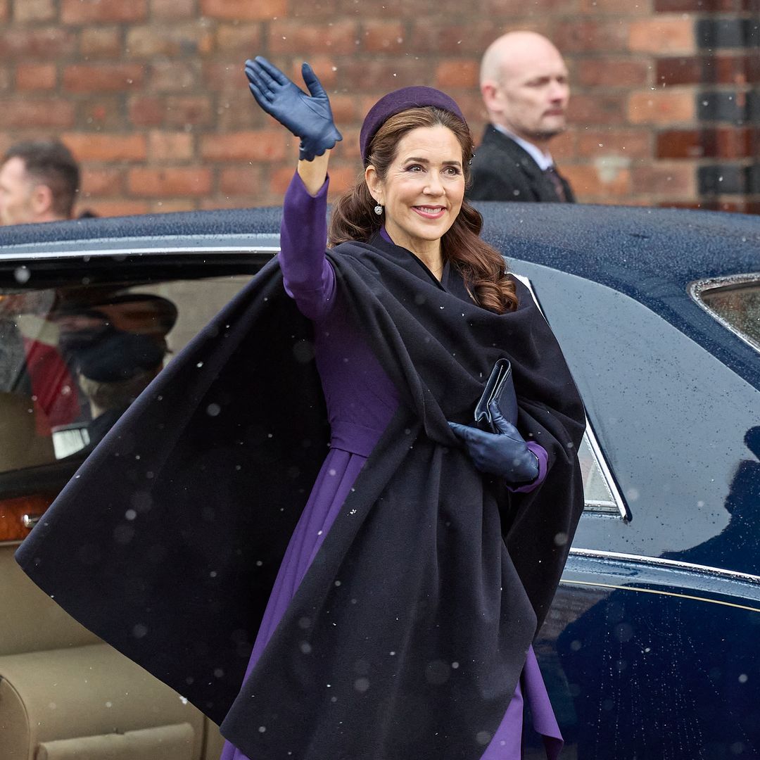 Mary de Dinamarca Federico X vestido morado