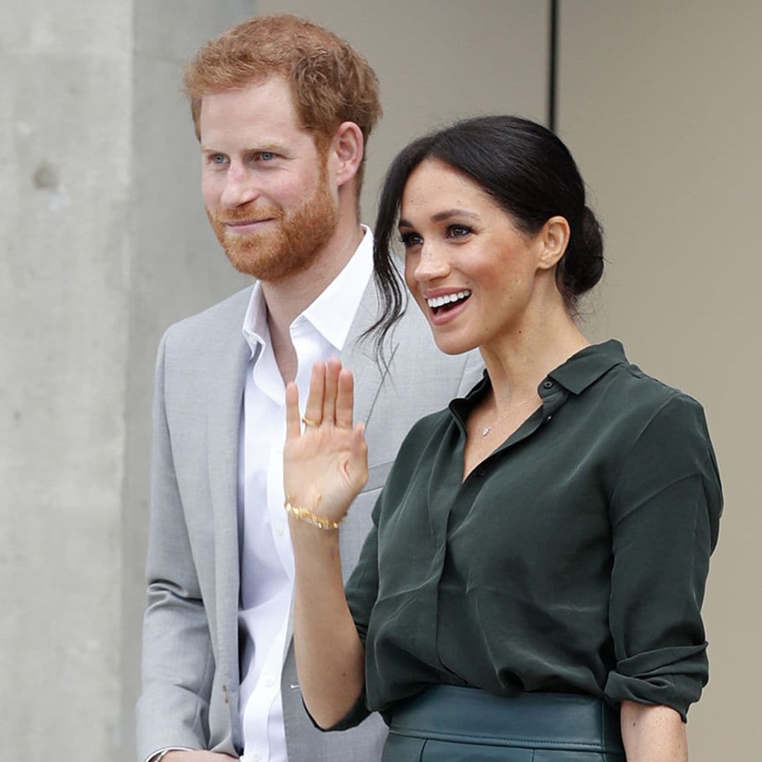 Una foto de Meghan embarazada ilustra la biografía de los duques de Sussex