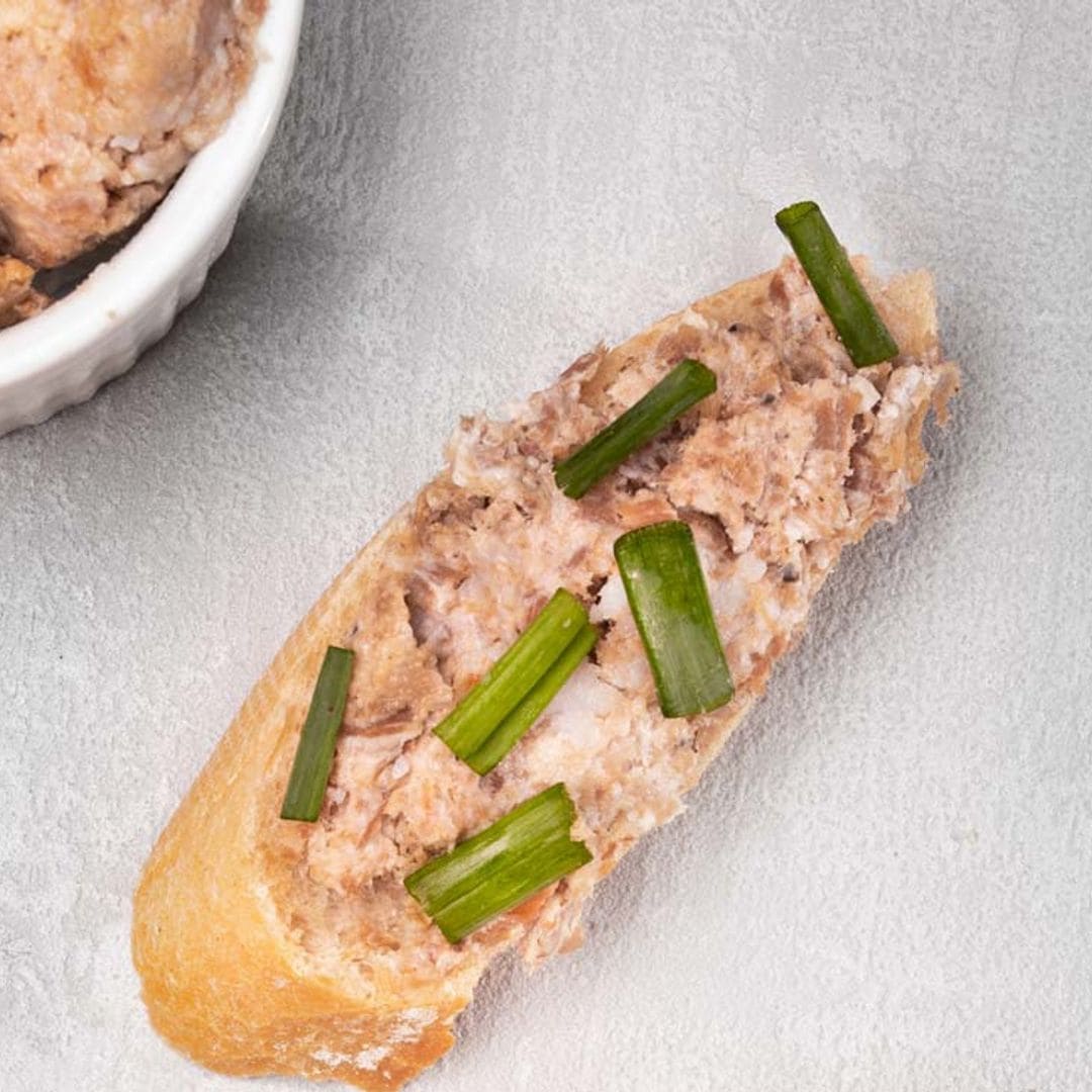 Paté de pollo con cebollino