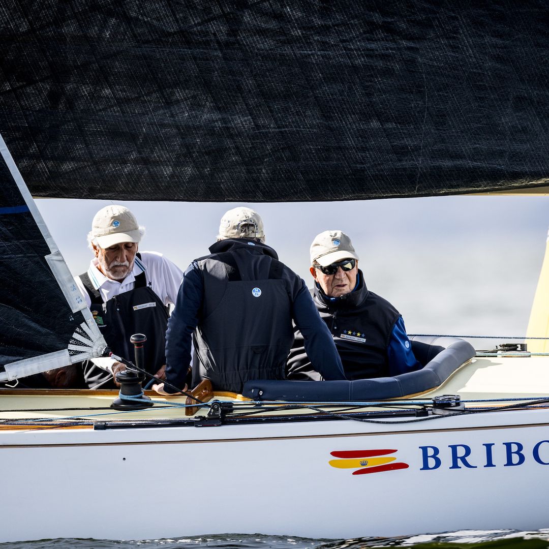 Dos centenares de barcos llenan de velas la ría de Pontevedra en la Regata Rey Juan Carlos - El Corte Inglés Máster