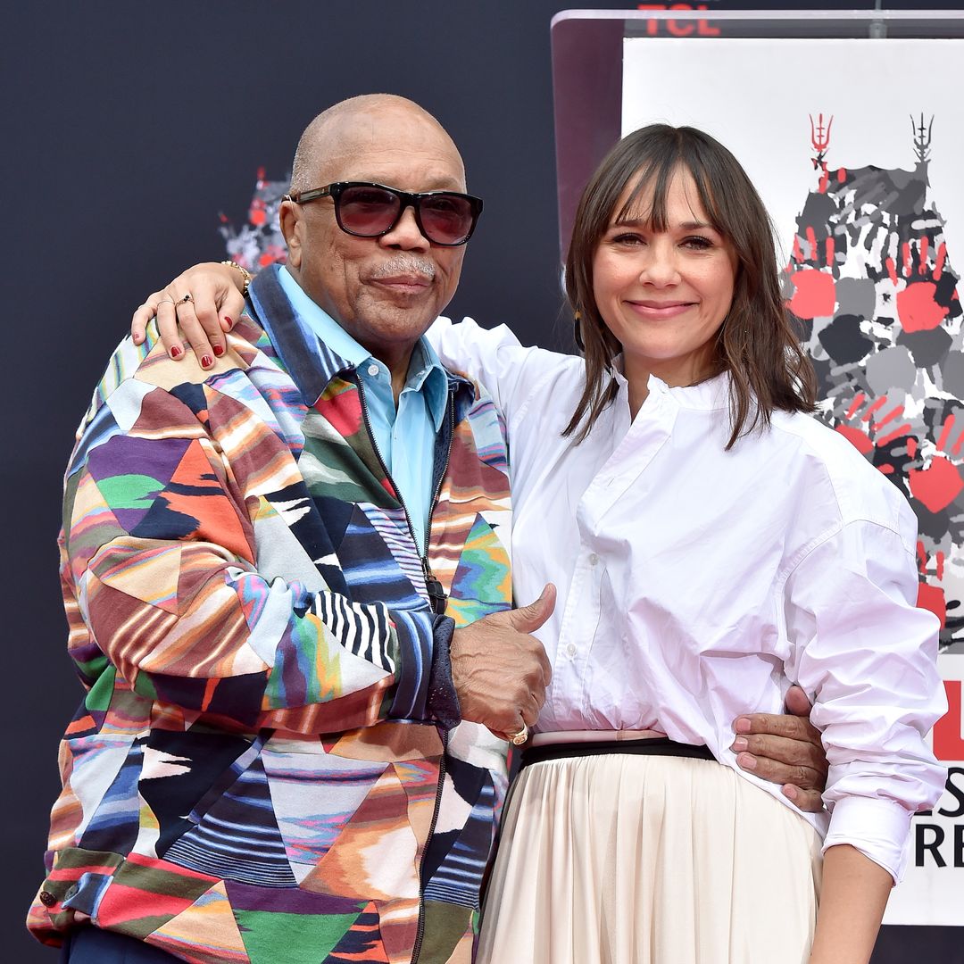 Rashida Jones rompe el silencio y se despide de su padre, Quincy Jones, con un conmovedor mensaje