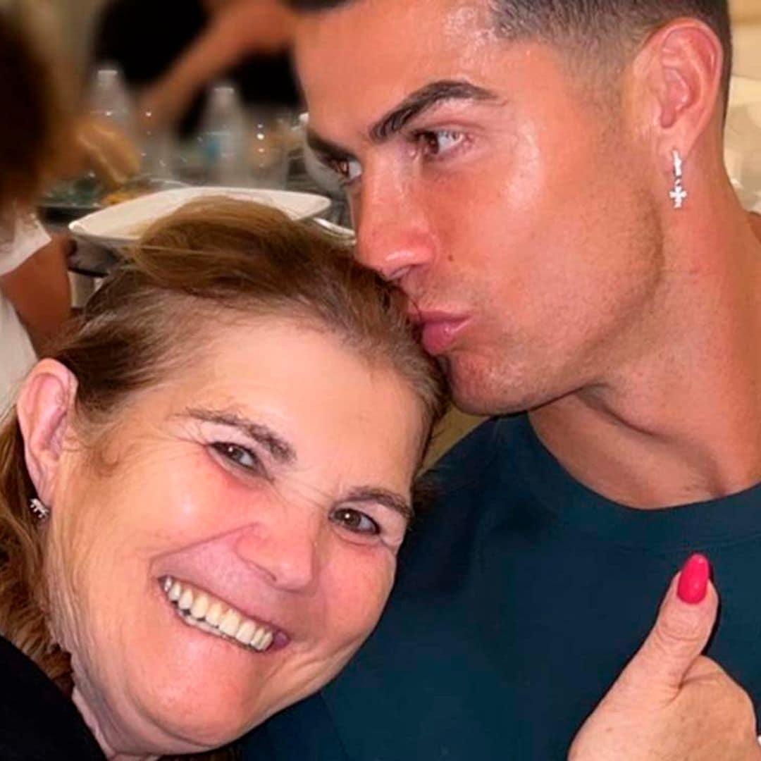 La sorprendente y comentada imagen de la madre de Ronaldo, Dolores Aveiro, al salir de la peluquería