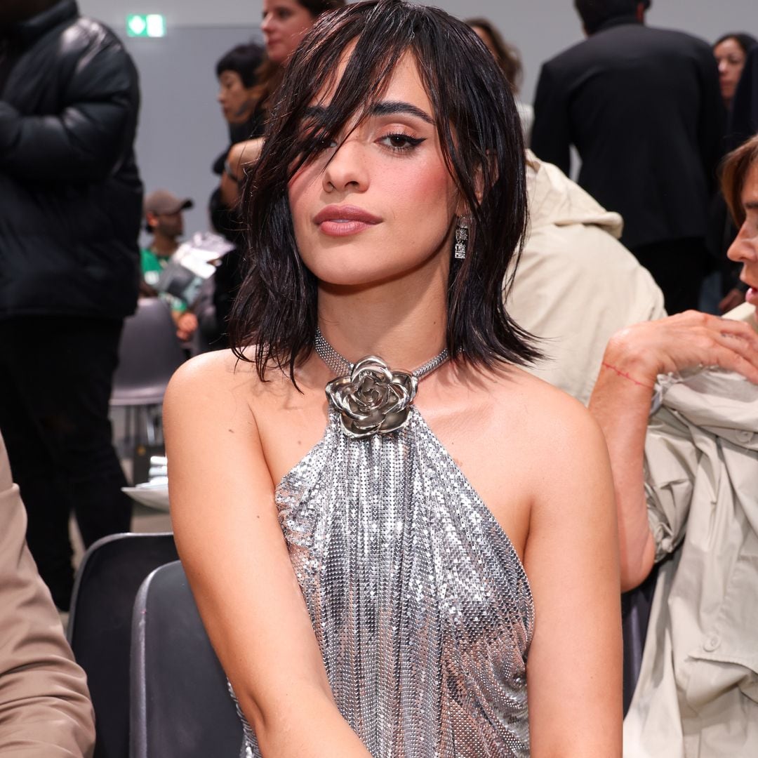 Camila Cabello sorprende con un segundo cambio de 'look' en París