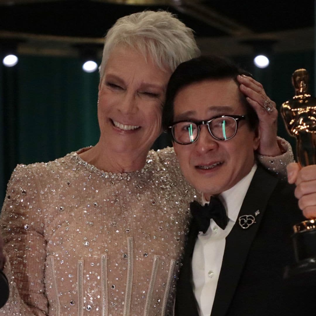 Directos al corazón: así han sido los discursos de Ke Huy Quan y Jamie Lee Curtis