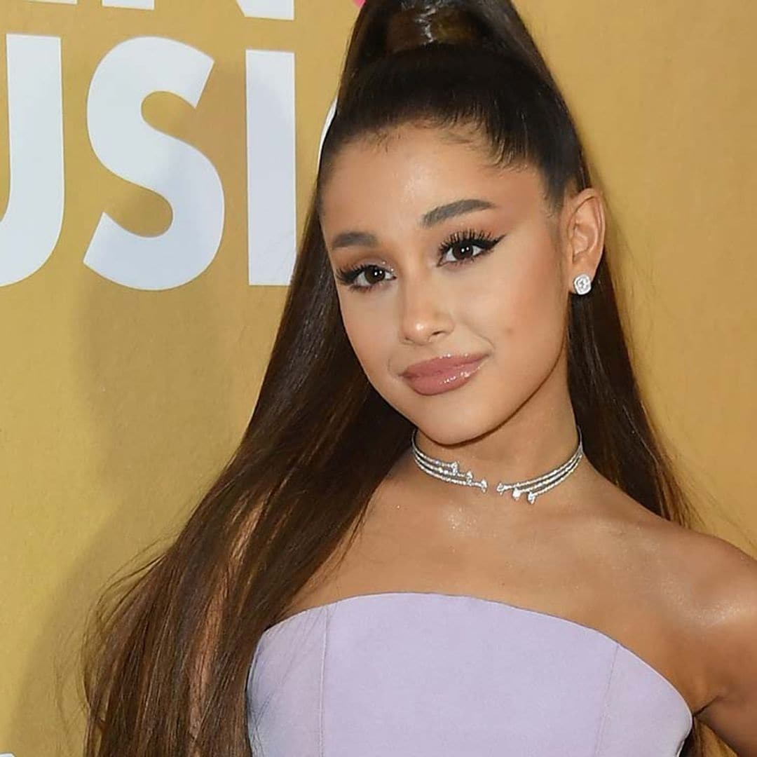 El motivo tras el drástico cambio de Ariana Grande: ¡ahora es rubia!