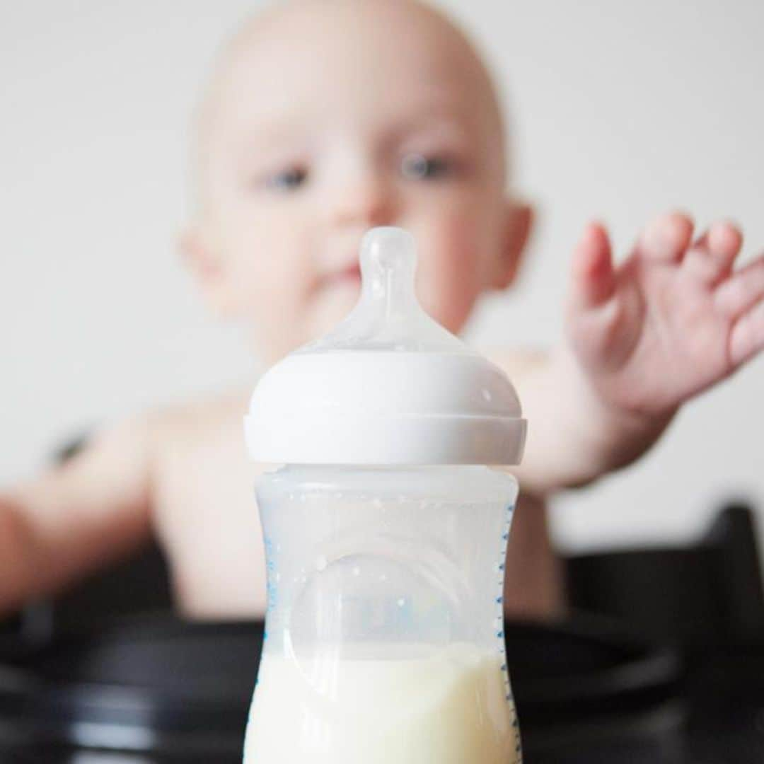 Dudas frecuentes cuando alimentas a tu bebé con leche de fórmula