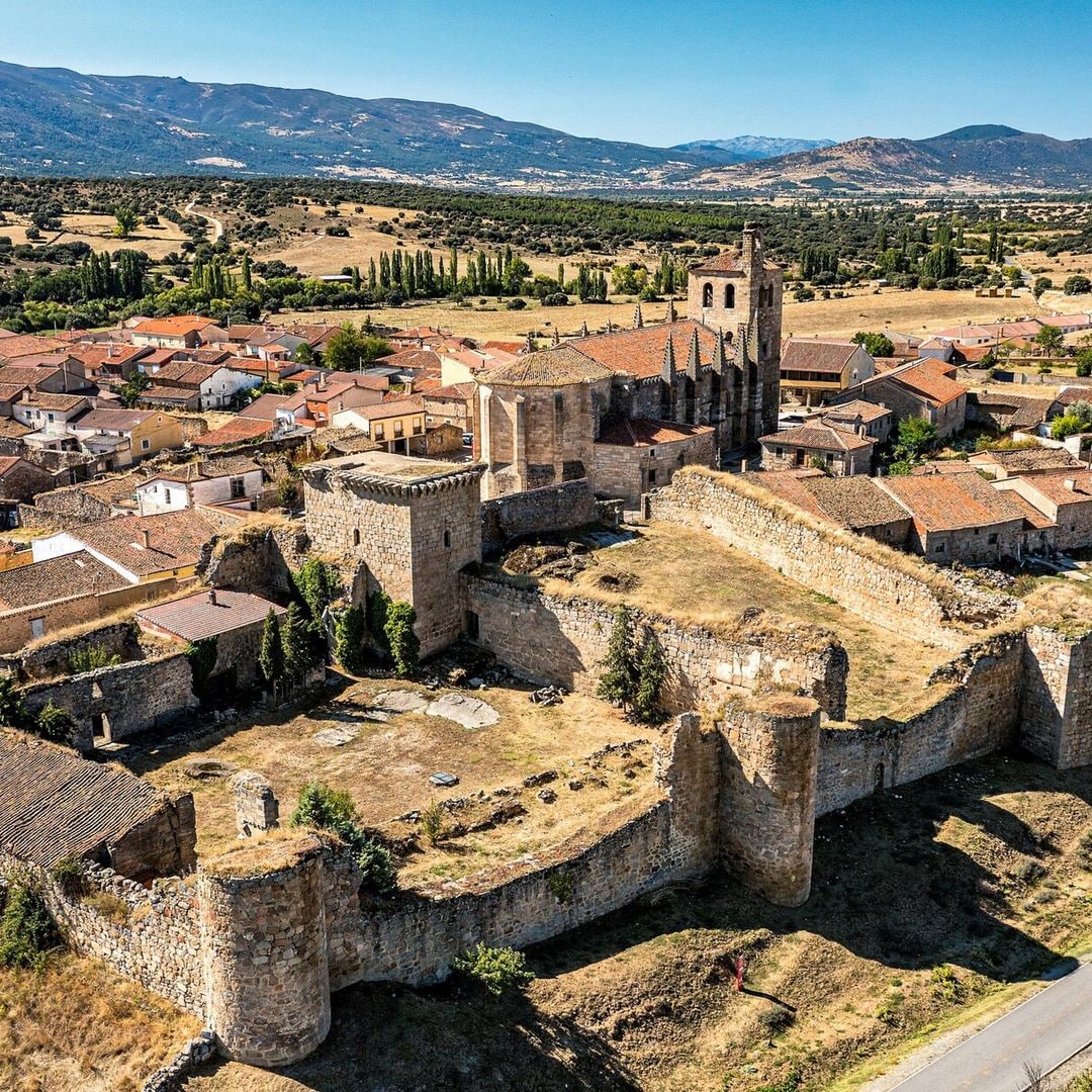 De Villatoro a El Barco de Ávila (Ávila): paleta de pintores