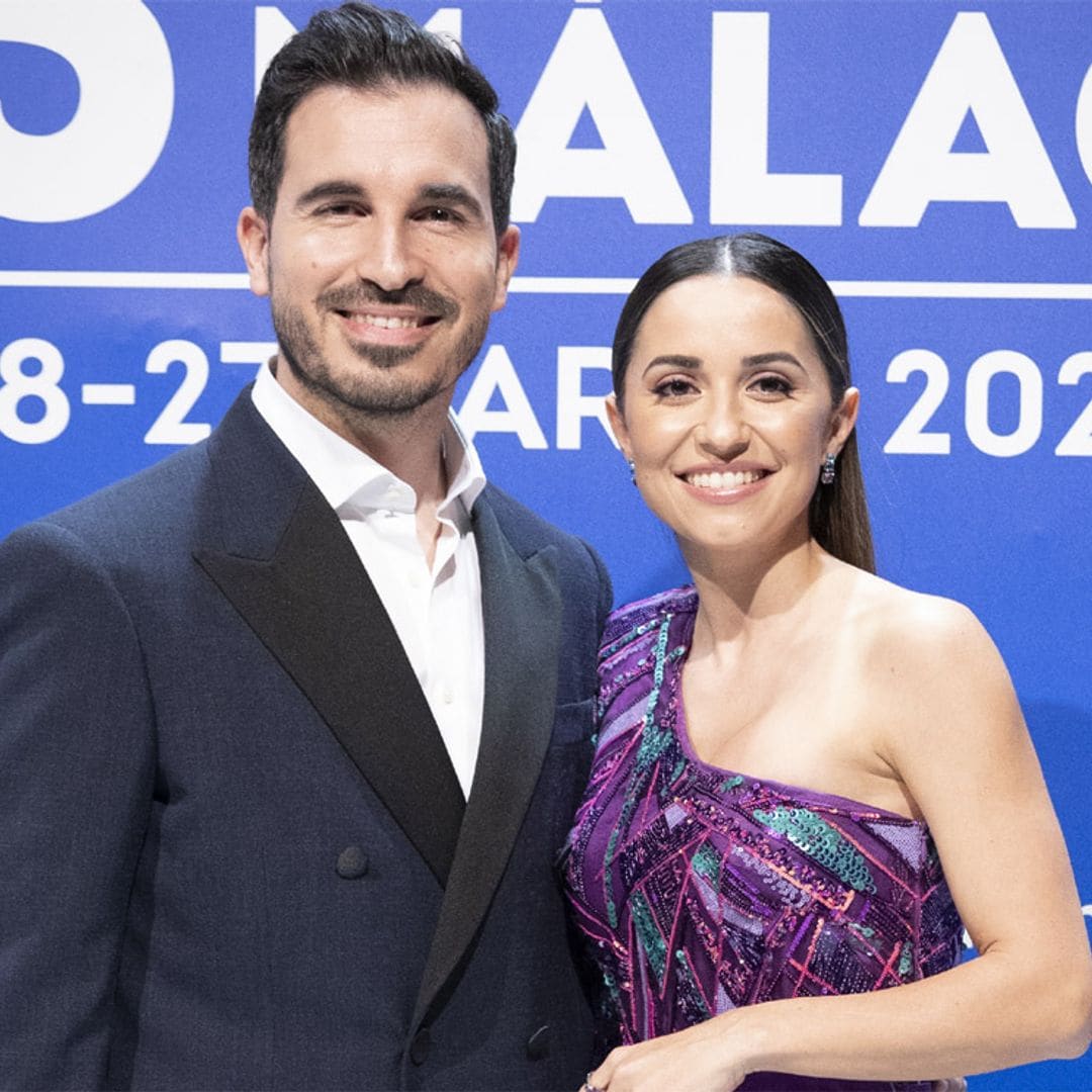 La 'influencer' Verónica Díaz (Just Coco) y el escritor Javier Castillo, como dos auténticas estrellas en el Festival de Málaga