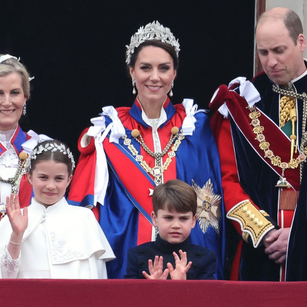 El príncipe Louis protagoniza el vídeo más viral de la coronación bailando en el balcón de Buckingham