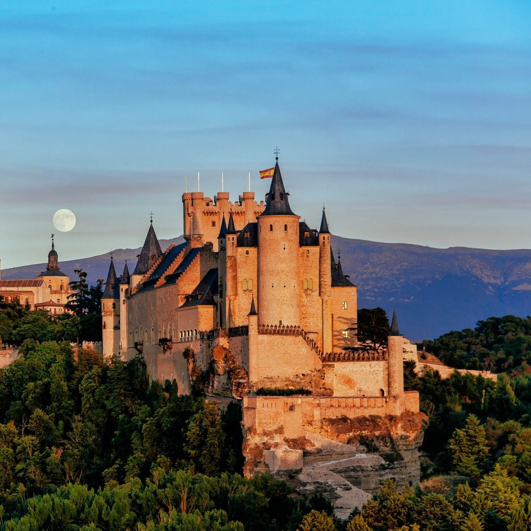 El castillo de 'Blancanieves' de Disney existe (y está en Segovia)