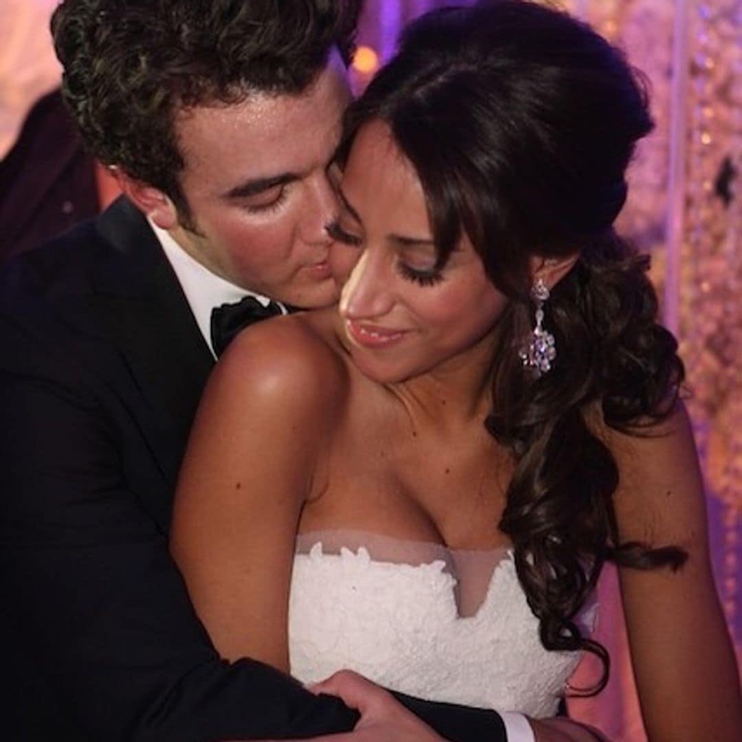 Kevin Jonas celebra sus 15 años casado con Danielle y abre el álbum de su boda