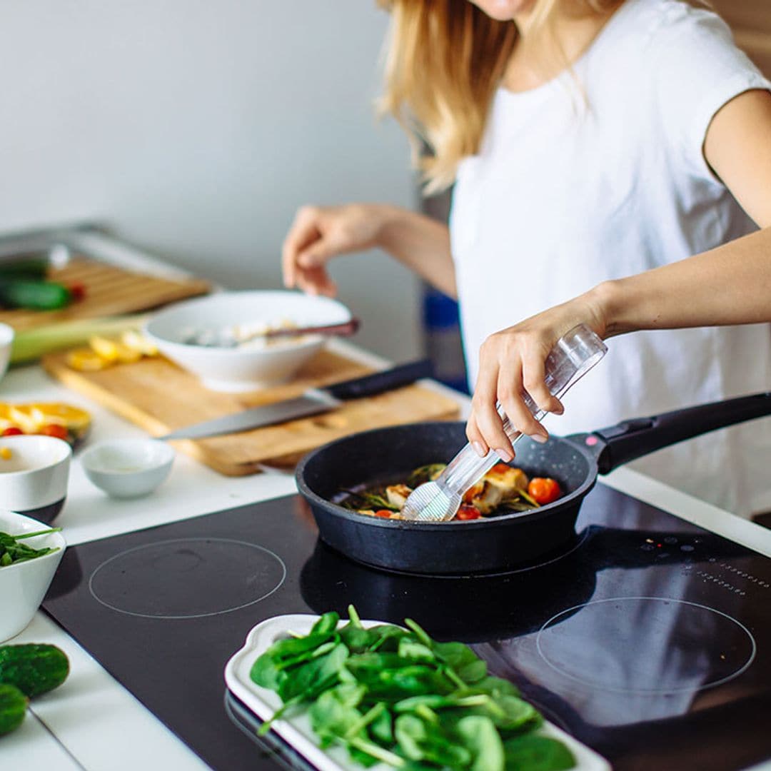 9 consejos de cocina para ahorrar en la factura de la luz