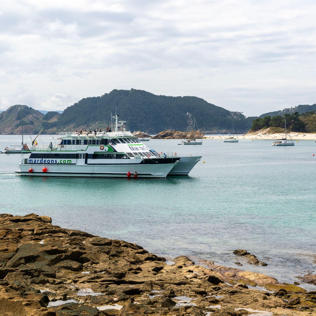 Barco que hace la travesía a la isla de Ons, Pontevedra