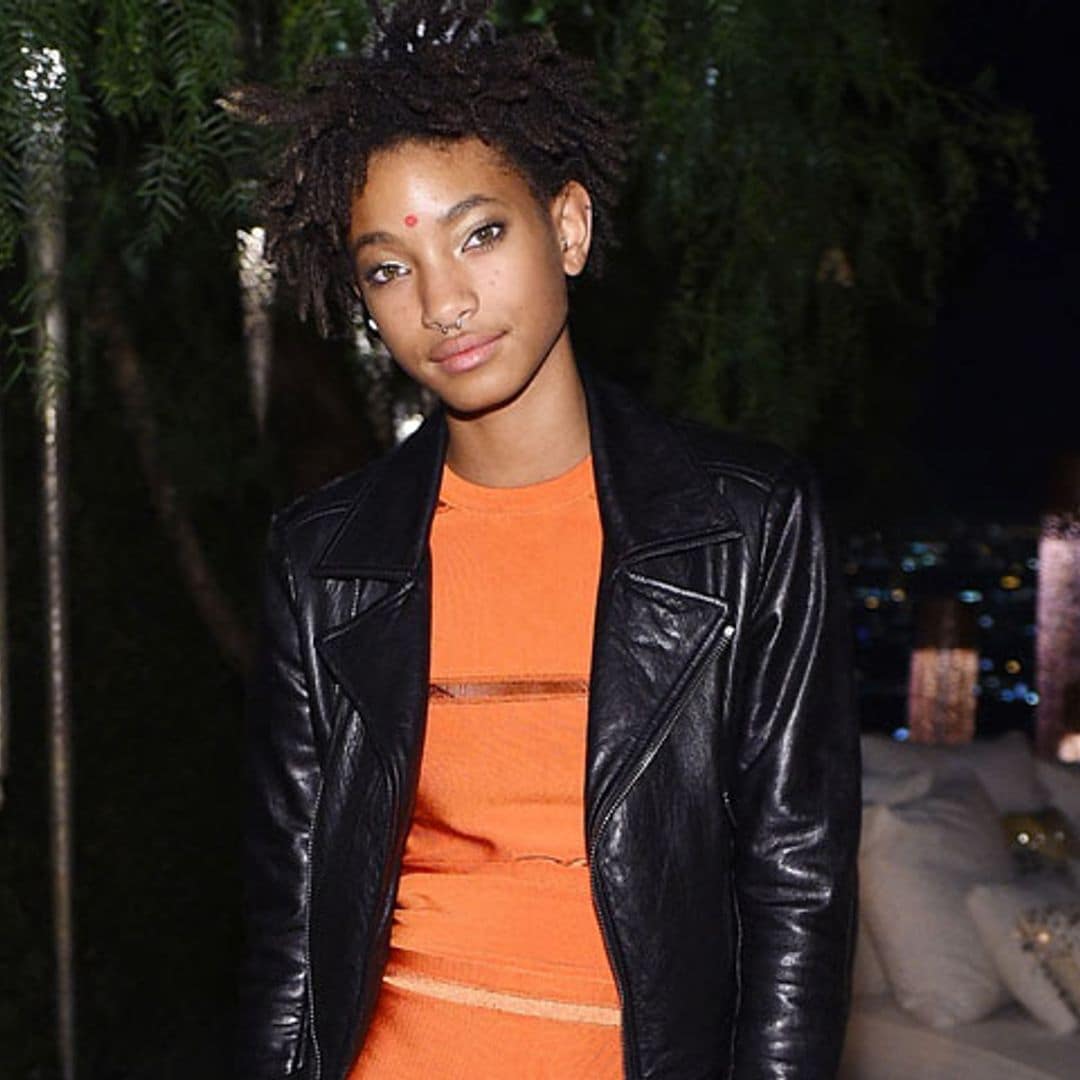 ¡Adictas al cuero! Ésta es la chaqueta que no dejarás de llevar este otoño, palabra de Willow Smith